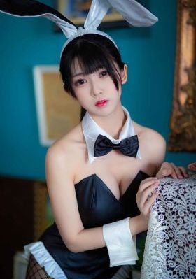 w两个世界免费观看完整版